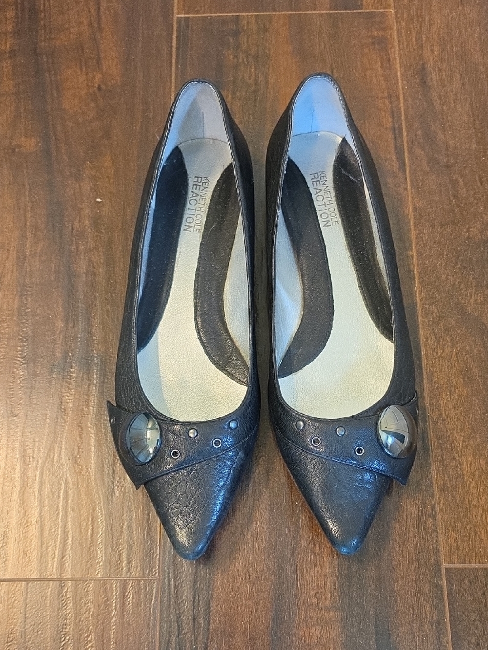 Kenneth Cole Reaction Black Pointed Toe Studded Flats with Gem Accent